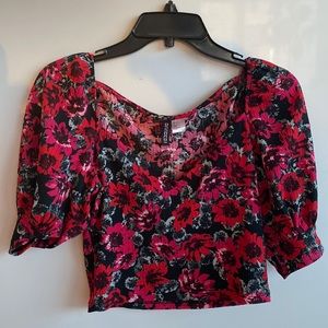 H&M puff sleeve crop top